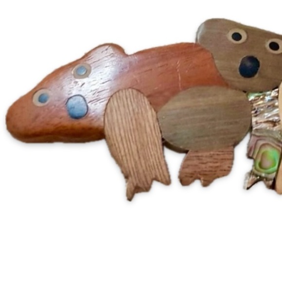 Koala bears wood brooch - Handcrafted Brooch or Necklace you choose - Picture 6 of 15